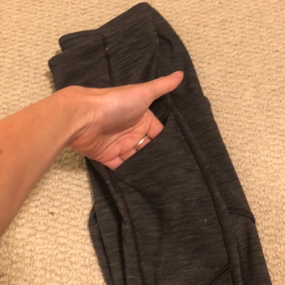 Lulu lemon leggings - Picture 3 of 3